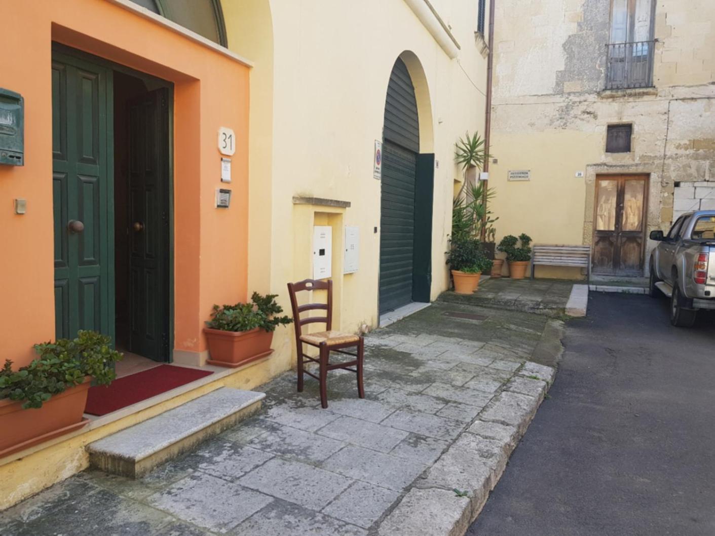 B&B Residenza Pizziniaco Лечче Экстерьер фото