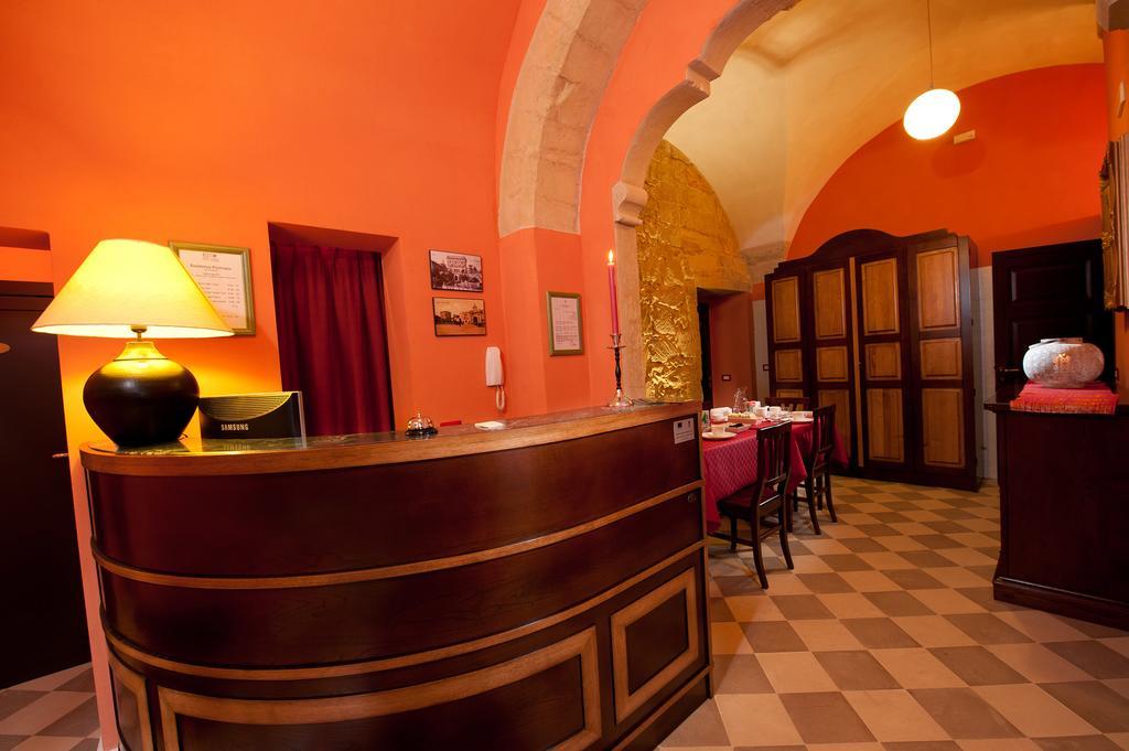 B&B Residenza Pizziniaco Лечче Экстерьер фото