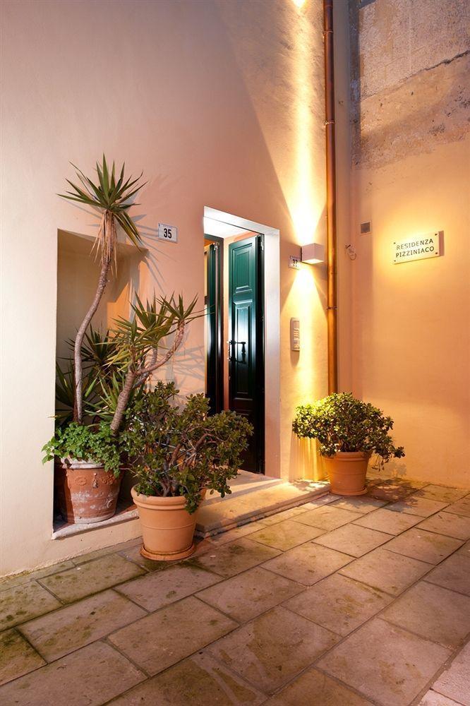 B&B Residenza Pizziniaco Лечче Экстерьер фото