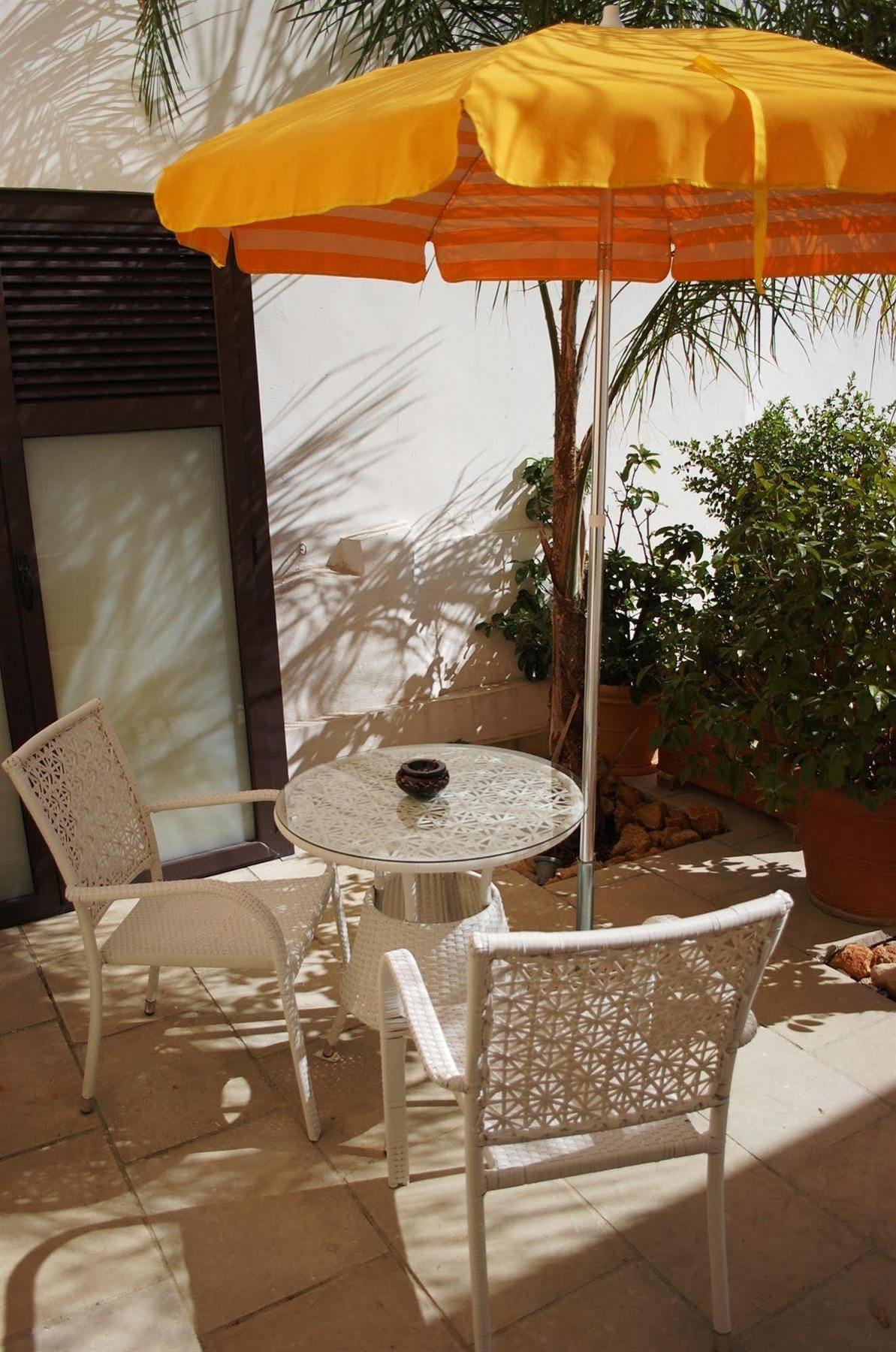 B&B Residenza Pizziniaco Лечче Экстерьер фото